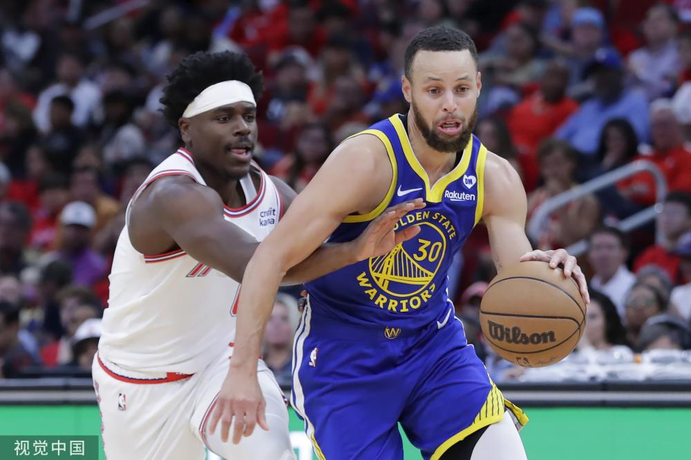 在防守端存 在防守端存