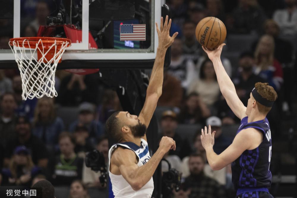 其他球员开 其他球员开